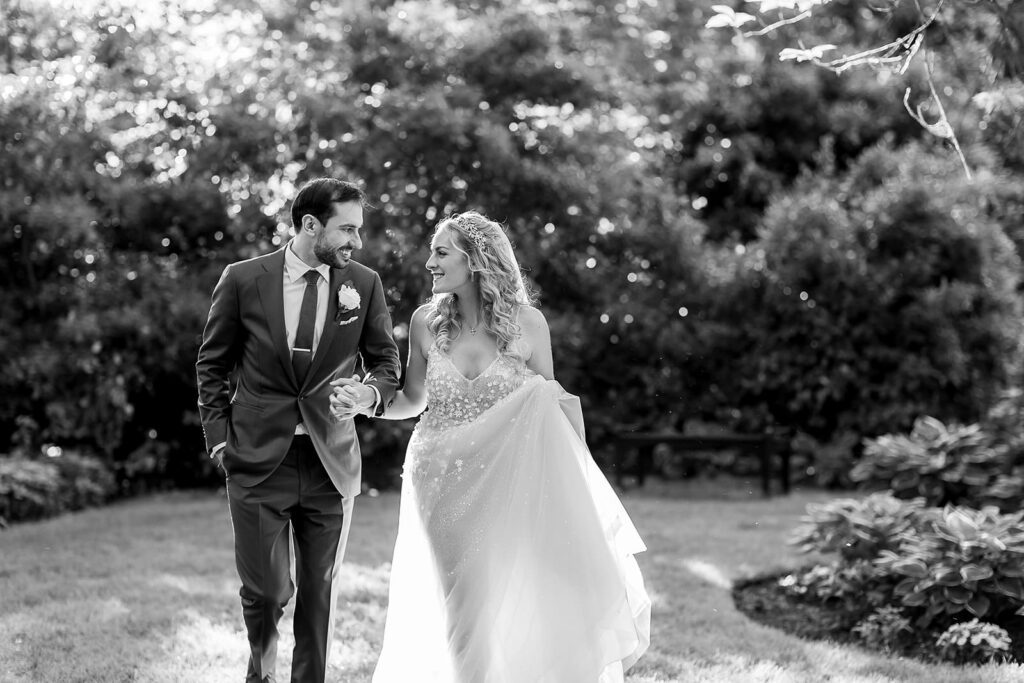 bride and groom at westbury manor